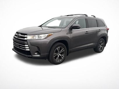 Used 2019 Toyota Highlander LE