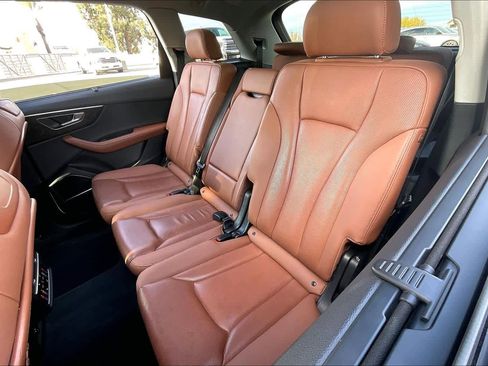 Used 2023 Audi Q7 3.0T Prestige image 27