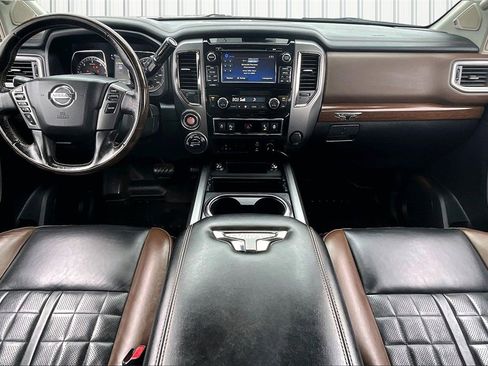 Used 2018 Nissan Titan Platinum Reserve image 8
