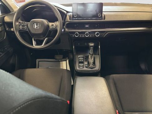 Used 2024 Honda CR-V EX image 11