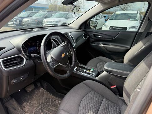 Used 2019 Chevrolet Equinox LT AWD/4WD image 9