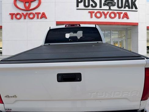 Used 2019 Toyota Tundra SR5 w/ SR5 Upgrade Package image 7