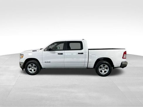Used 2023 RAM 1500 Big Horn AWD/4WD image 3