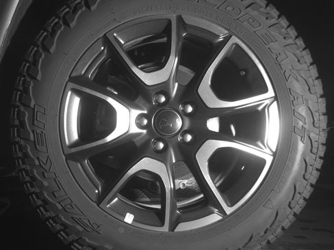 Used 2025 Jeep Compass Trailhawk AWD/4WD image 14