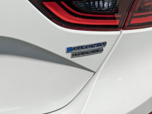 Used 2019 Honda Insight Touring image 12