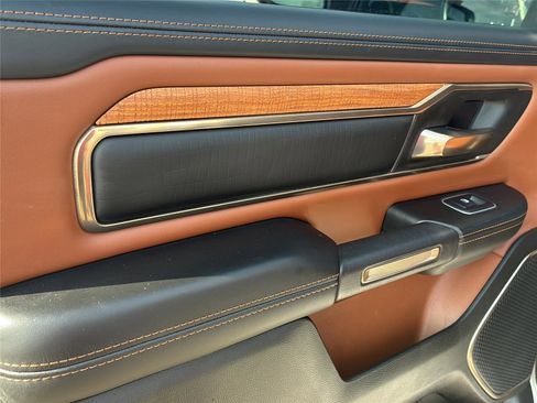 Used 2022 RAM 1500 Limited w/ Body Color Bumper Group image 30