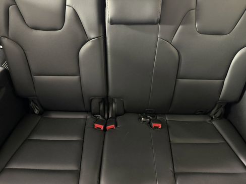 Used 2025 Kia Telluride S image 15