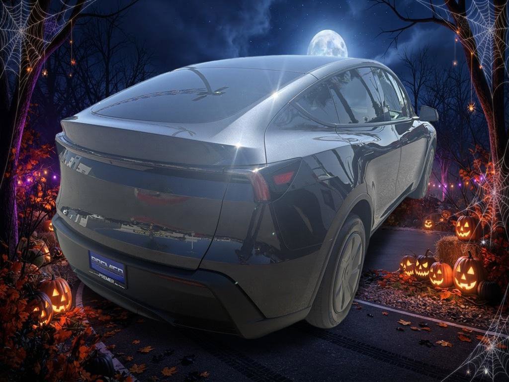 Used 2026 Tesla Model Y 2WD image 5