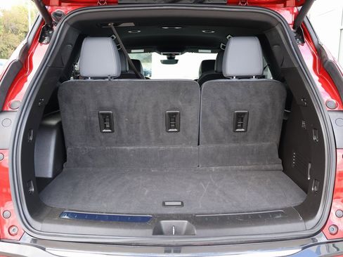 Certified 2024 Buick Enclave Premium image 30