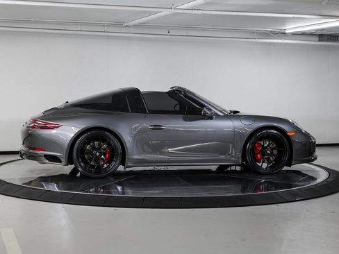 Certified 2018 Porsche 911 Targa 4 GTS image 8