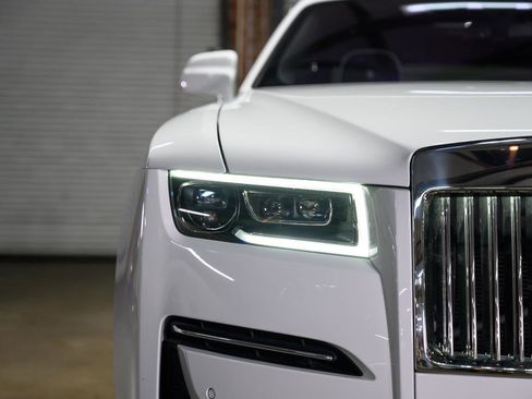 Used 2021 Rolls-Royce Ghost image 17