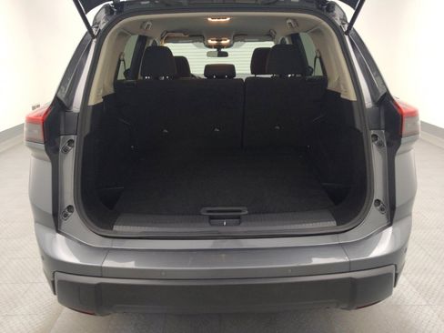 Used 2024 Nissan Rogue S AWD/4WD image 29