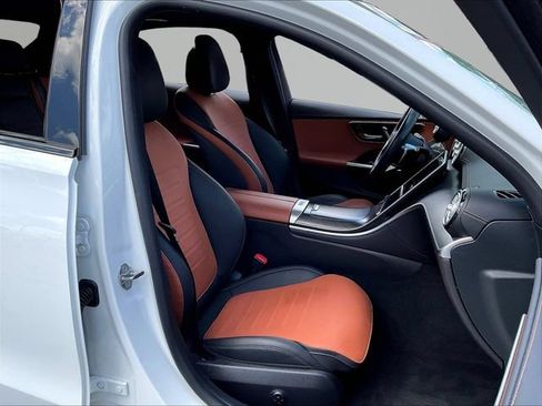 Used 2023 Mercedes-Benz C 300 Sedan image 30