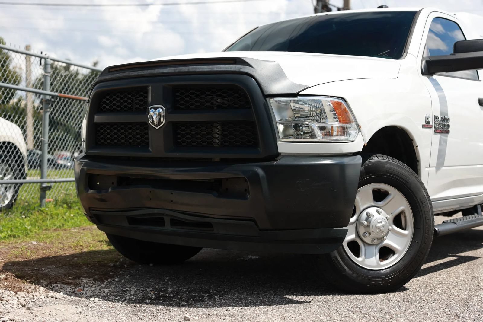 Used 2018 RAM 2500 Tradesman w/ Power & Remote Entry Group RWD image 17