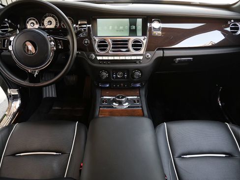 Certified 2015 Rolls-Royce Wraith RWD image 4