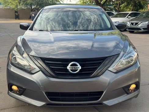 Used 2018 Nissan Altima 2.5 SR w/ SR Midnight Edition FWD image 3