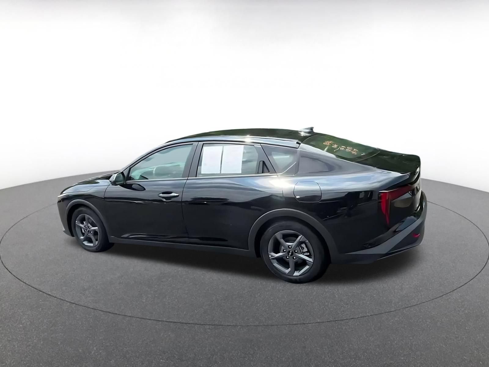 Used 2026 Kia K4 FWD image 9