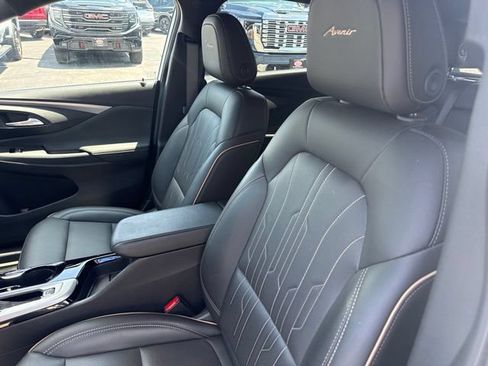 New 2025 Buick Envista Sport Touring FWD image 9