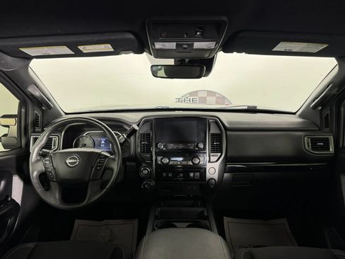 Used 2024 Nissan Titan SV w/ SV Convenience Package AWD/4WD image 11