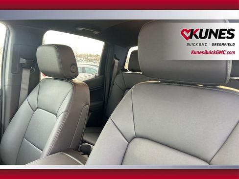 New 2026 GMC Canyon Elevation w/ Convenience Package image 20