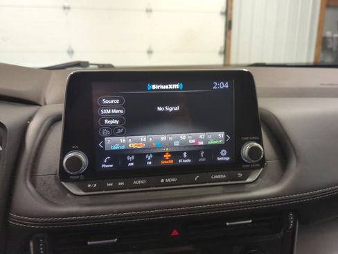 Used 2021 Nissan Rogue SV AWD/4WD image 19