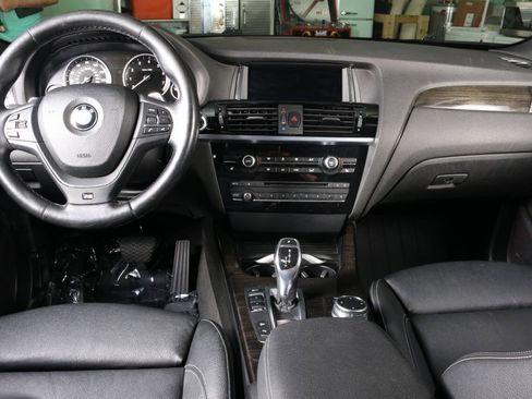 Used 2016 BMW X3 xDrive28i AWD/4WD image 2
