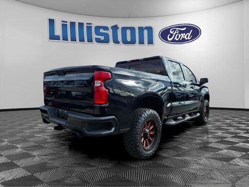 Used 2020 Chevrolet Silverado 1500 LT Trail Boss w/ Midnight Edition image 7