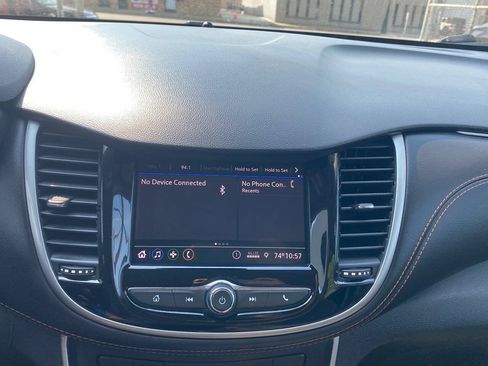 Used 2021 Chevrolet Trax LS FWD image 24