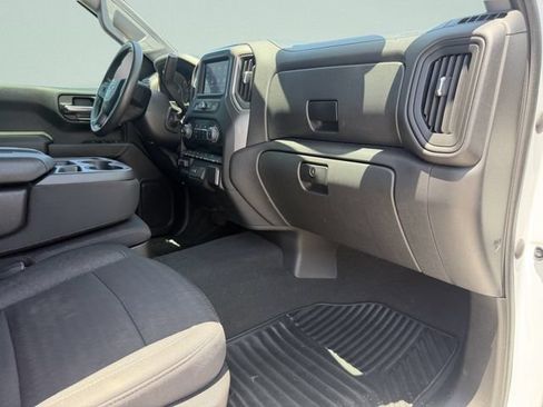 Used 2024 Chevrolet Silverado 1500 Custom Trail Boss AWD/4WD image 15