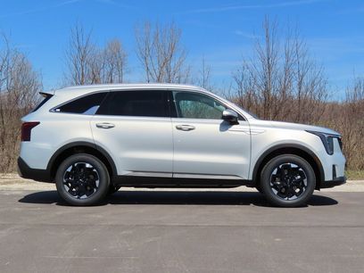 New 2026 Kia Sorento S