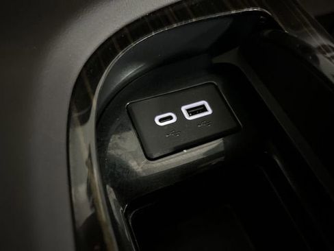 Certified 2023 Cadillac Escalade Sport w/ Touring Package image 36