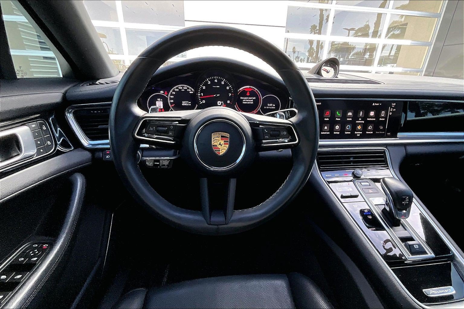 Used 2023 Porsche Panamera image 5