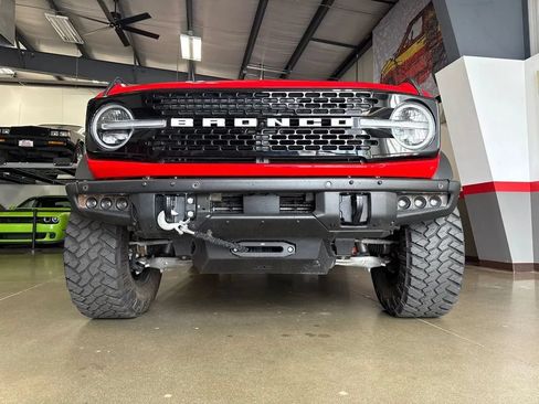 Used 2023 Ford Bronco Wildtrak AWD/4WD image 32