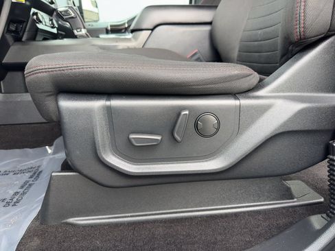 Used 2019 Ford F150 XLT w/ Equipment Group 302A Luxury AWD/4WD image 20