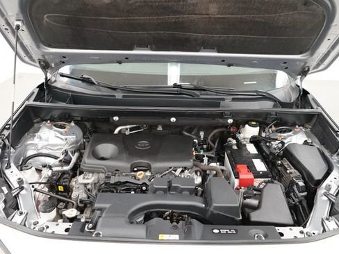 Used 2022 Toyota RAV4 LE image 78