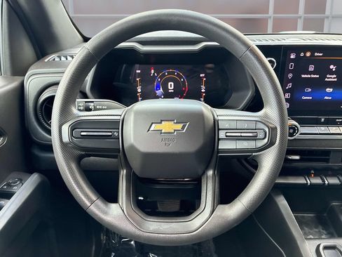 Used 2023 Chevrolet Colorado W/T RWD image 25