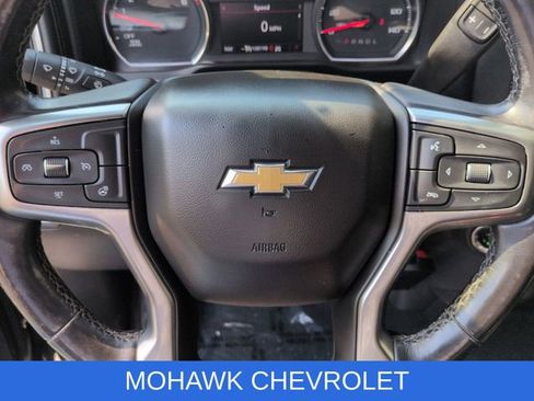 Used 2021 Chevrolet Silverado 1500 LT w/ Bed Protection Package AWD/4WD image 12