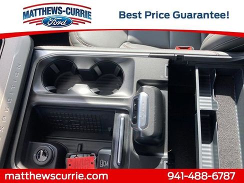 New 2025 Ford Expedition Active image 23