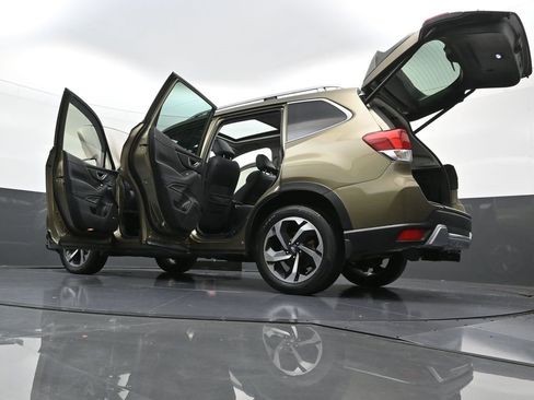 Used 2022 Subaru Forester Touring image 41