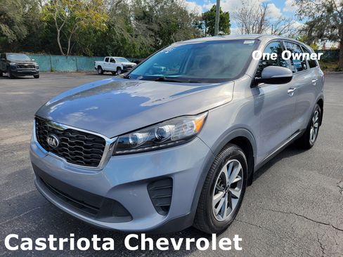 Used 2020 Kia Sorento LX V6 image 1