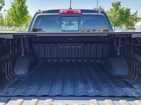 Used 2022 Chevrolet Colorado ZR2 w/ Colorado ZR2 Bison Edition AWD/4WD image 11