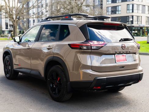 New 2026 Nissan Rogue SV image 4