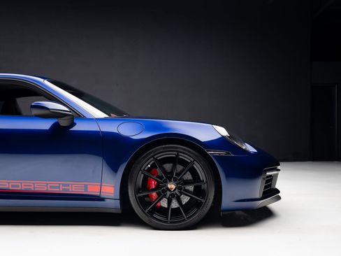 Used 2023 Porsche 911 Carrera S RWD image 40