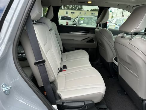 New 2027 INFINITI QX60 Luxe w/ Cargo Package FWD image 19