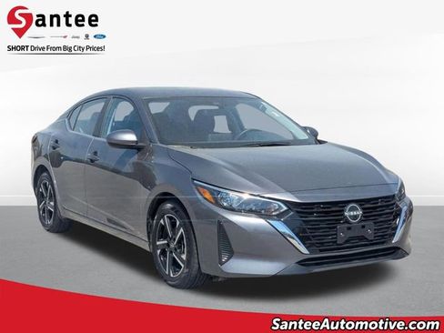 Used 2025 Nissan Sentra SV image 1
