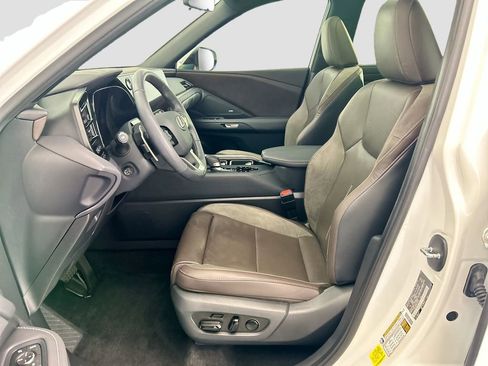 Used 2024 Lexus TX 350 AWD w/ Technology Package image 17