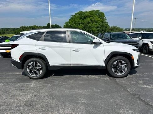 Used 2026 Hyundai Tucson SEL AWD/4WD image 2