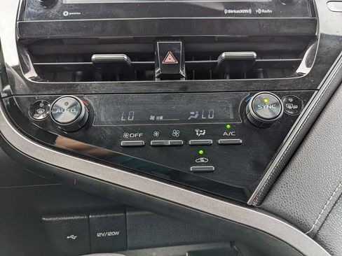 Used 2023 Toyota Camry XSE image 28