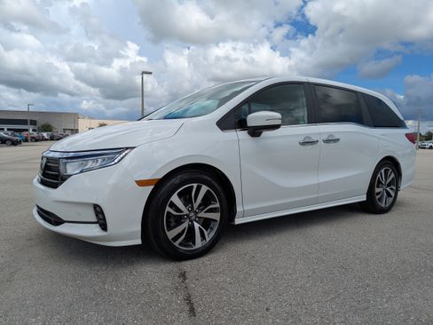 Used 2022 Honda Odyssey Touring image 8