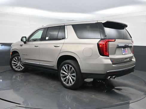 Used 2021 GMC Yukon Denali w/ Denali Premium Package RWD image 25